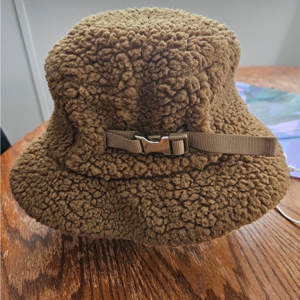 Lululemon Textured Fleece  Bucket Hat